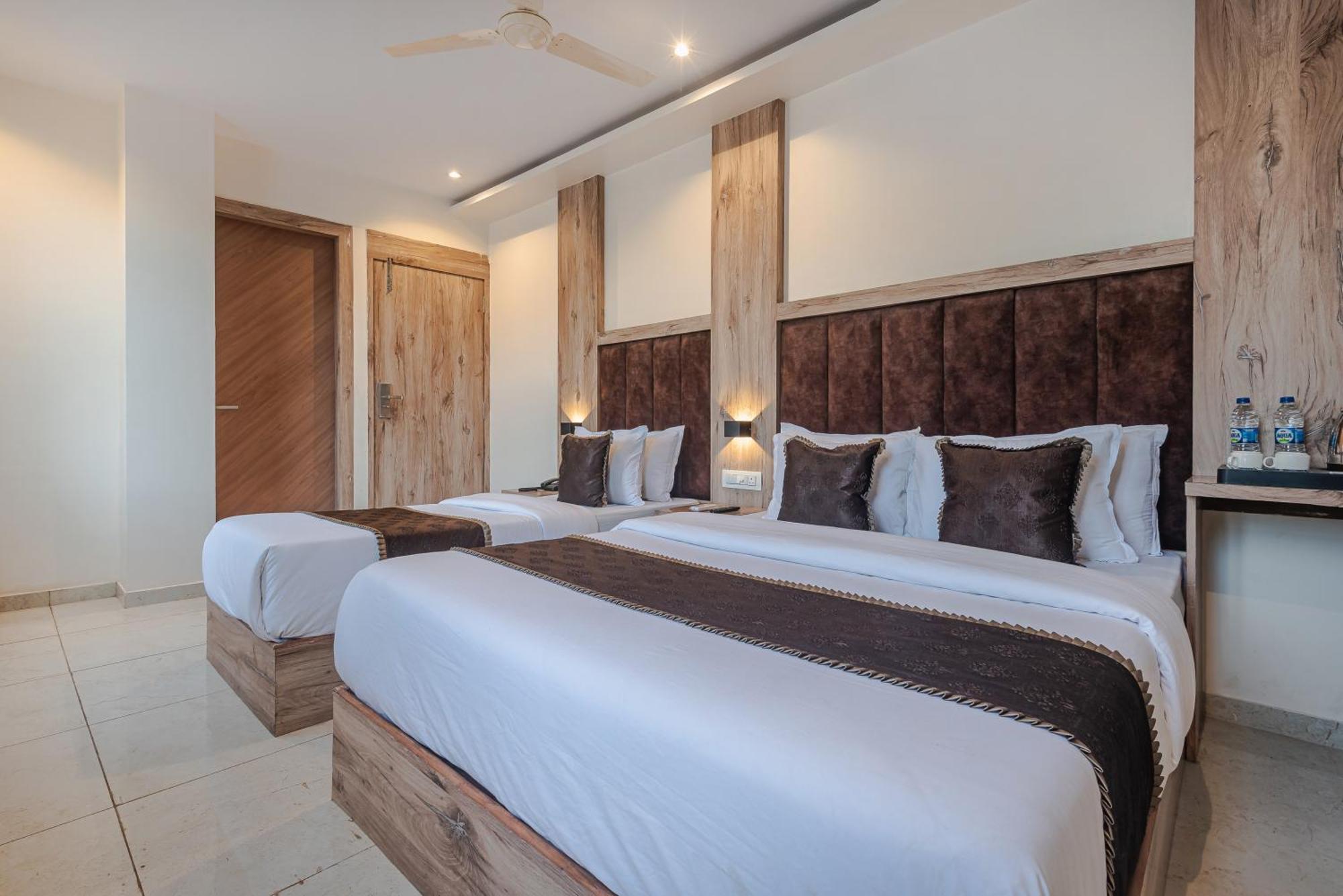 Hotel Silver Park Bombay Esterno foto